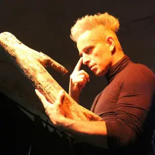 Performance: Instantes DE_MA_DE_RA (Wooden Moments)